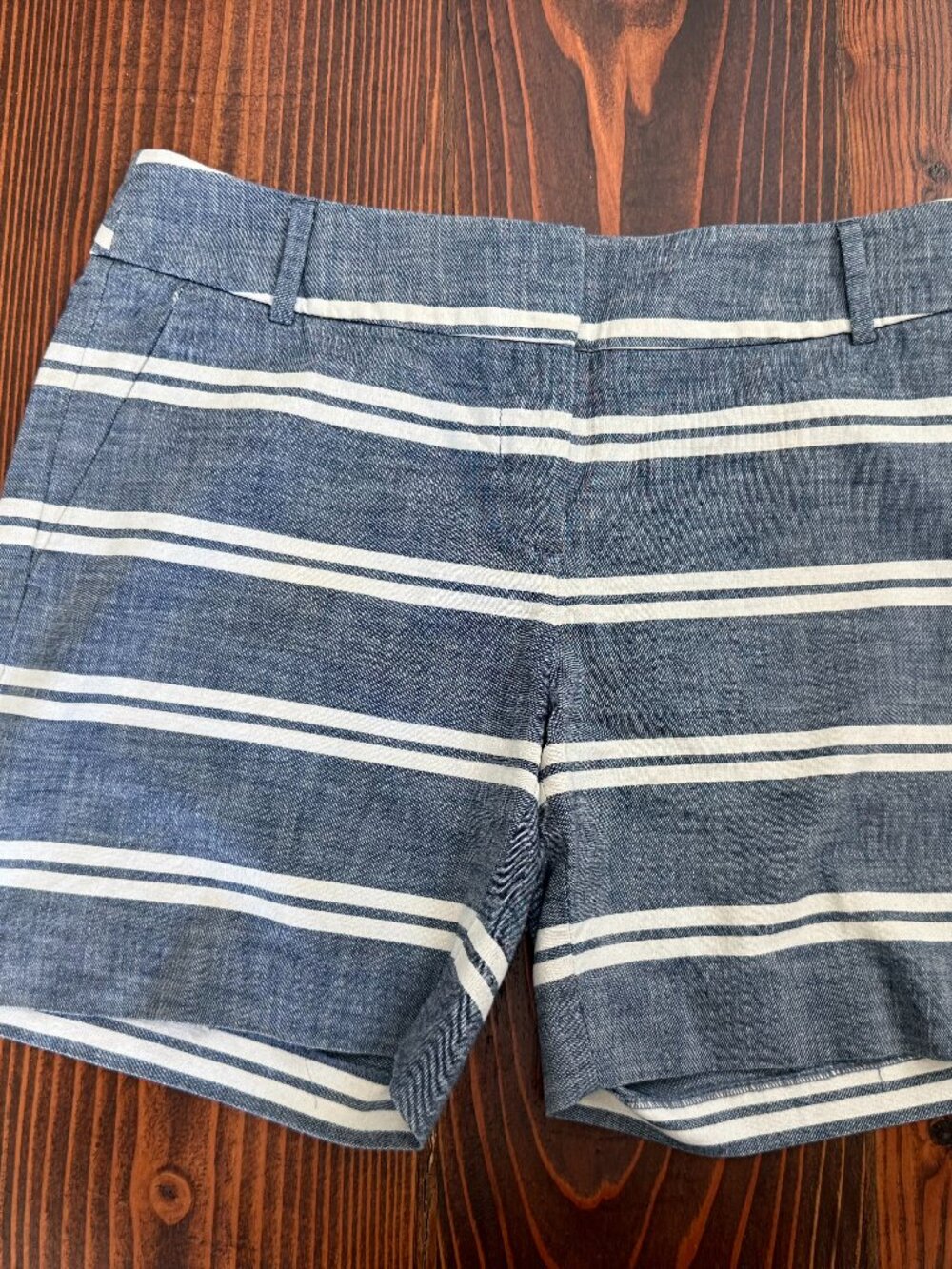 Sz 2 LOFT Rivera Short